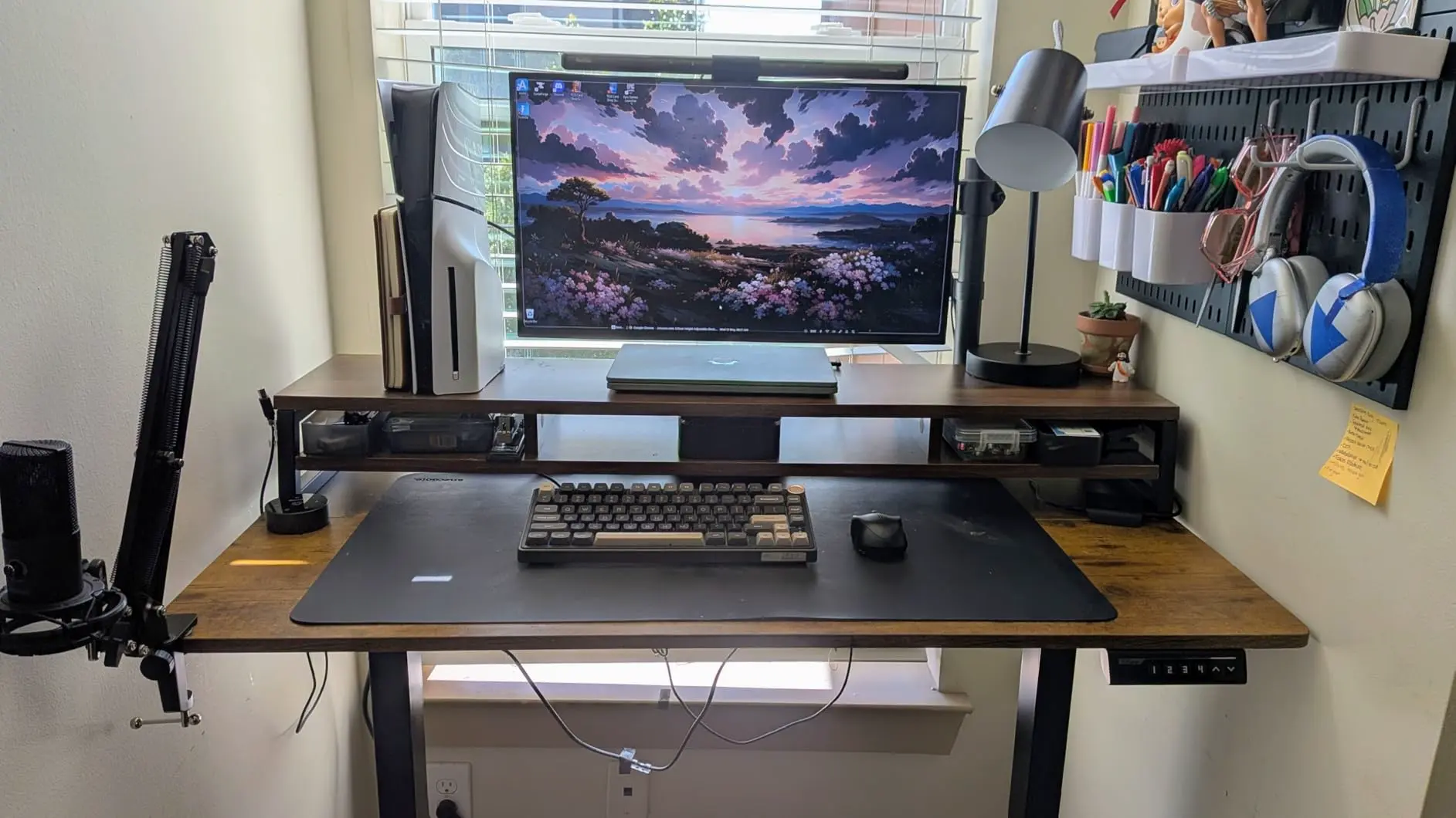 Birou electric reglabil pe înălțime, blat 112 × 60 cm — fotografie client